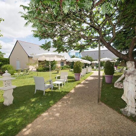Logis Auberge Bienvenue Doué-la-Fontaine Exterior foto